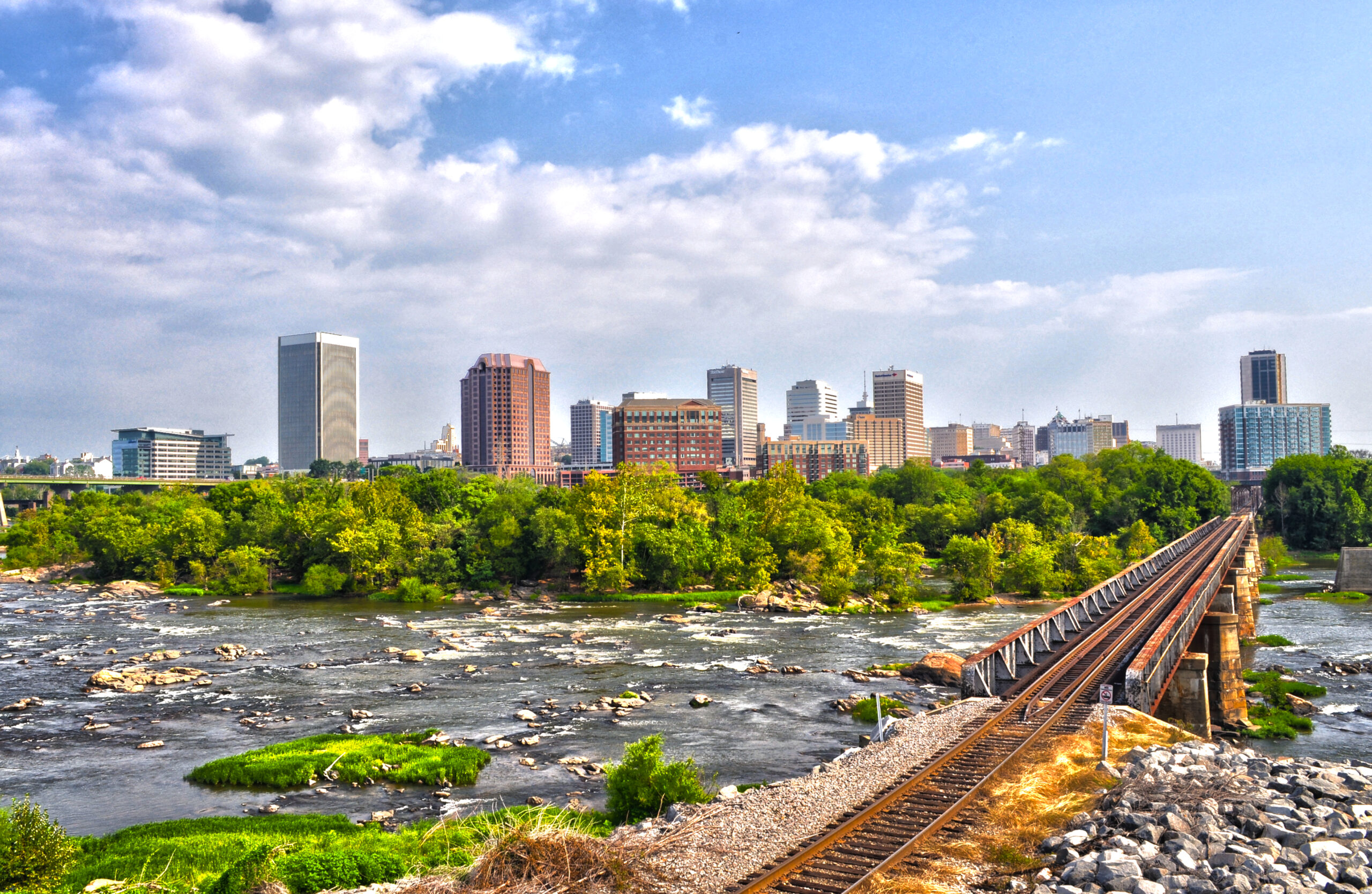 james river with richmond skyline